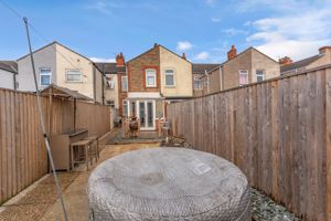 Photo 25- click for photo gallery